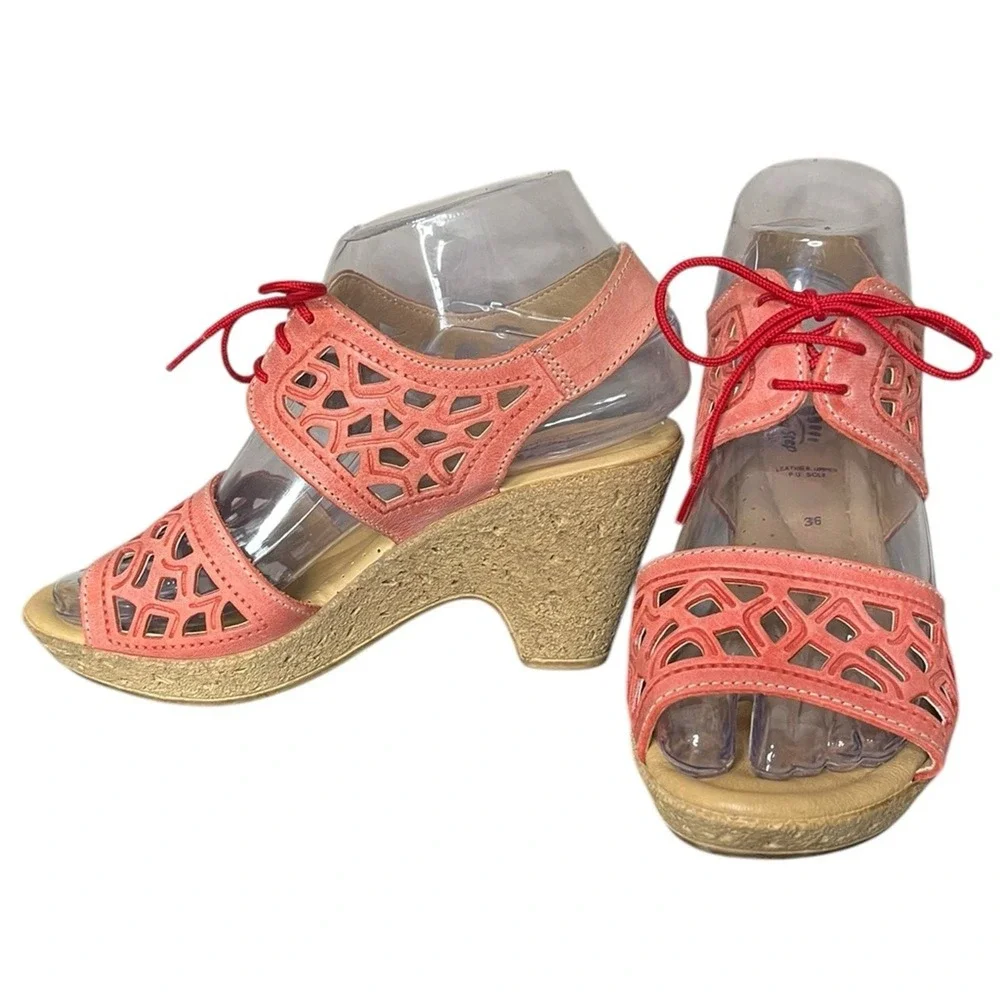 SPRING STEP Wedge Decorative Cut Out‎ Lace Up Closure Made In Italy Women's 5.5